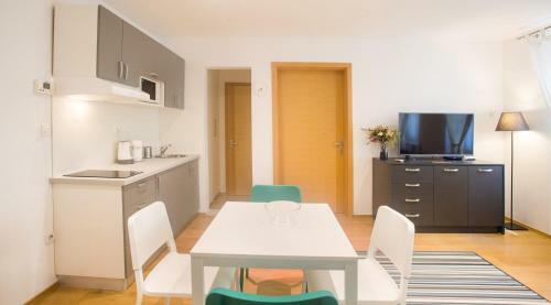 Apartments S&a