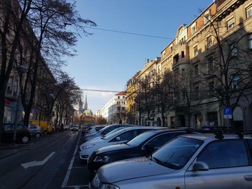 Palace Apartments By Zgrent