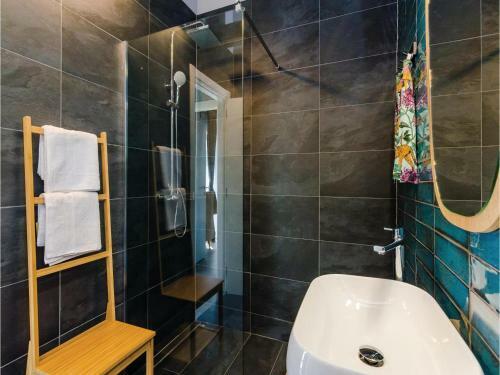 Four-bedroom Holiday Home In Zaton
