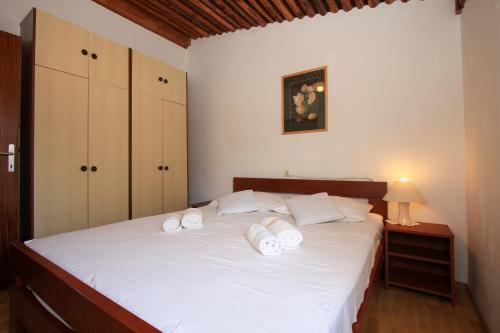 Apartments Azuro