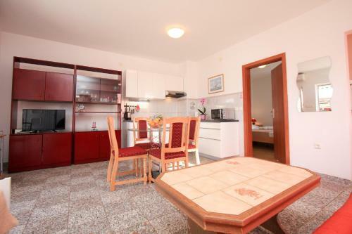 Apartments Azuro