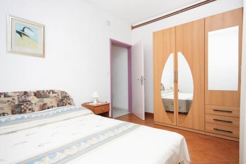Apartment Sukosan 5777a
