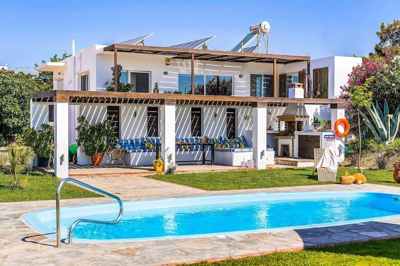 Afantou Beach Villa