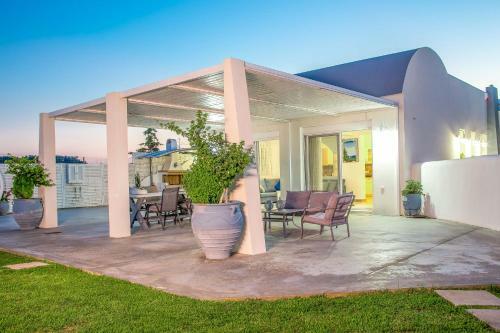 Villa White Passion