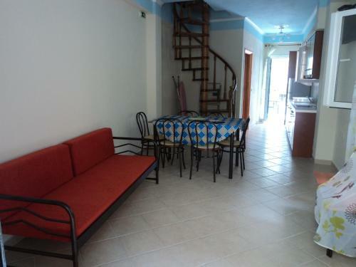 Maistralis House