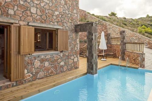 Agios Nikitas Villa Sleeps 7 Pool Air Con Wifi
