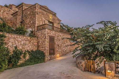 Agios Nikitas Villa Sleeps 7 Pool Air Con Wifi