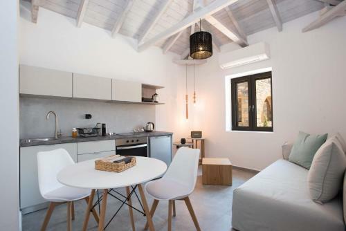 Calme Suites Mani