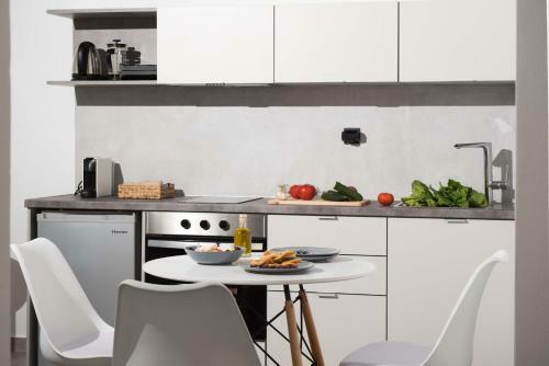 Calme Suites Mani