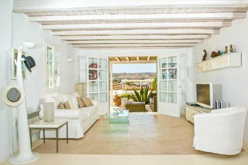 Newly-built Private, Luxury Villa With Private Pool In Ano Mera