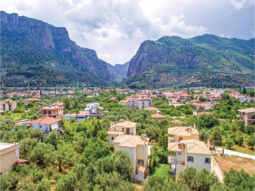 Four-bedroom Holiday Home In Diakopto