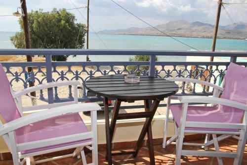 Hostal Coralli Rooms