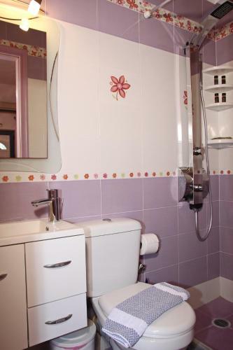 Hostal Coralli Rooms