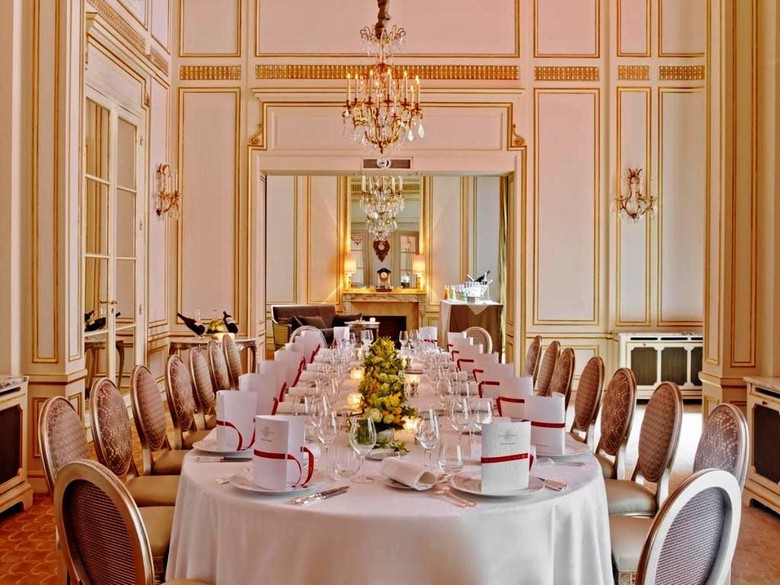 Hotel Plaza Athenee