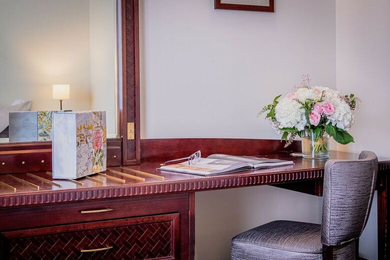 Hotel Pont Royal