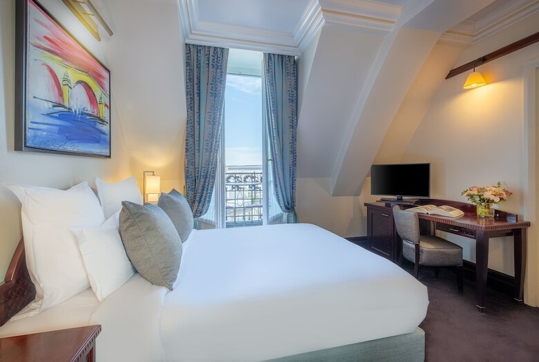 Hotel Pont Royal
