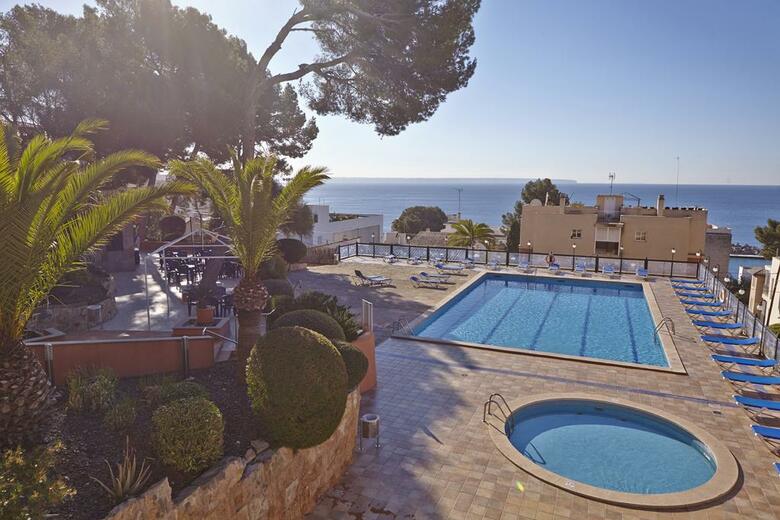 Hotel Blue Bay