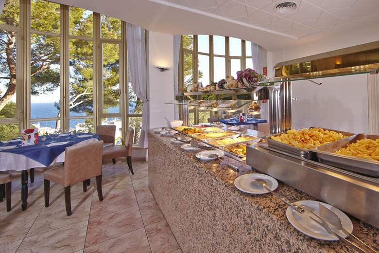 Hotel Blue Bay