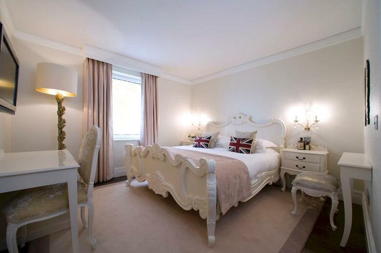 Sanctum Soho Hotel