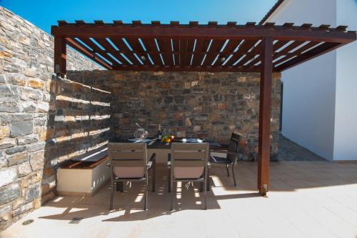Maris Luxury Villa