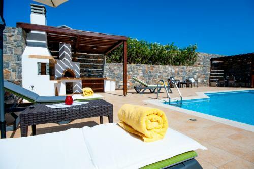Maris Luxury Villa