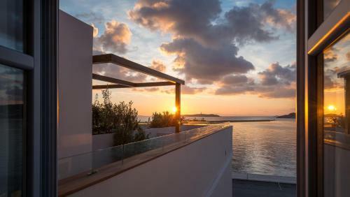 Hotel Shapes Luxury Suites