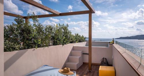 Hotel Shapes Luxury Suites