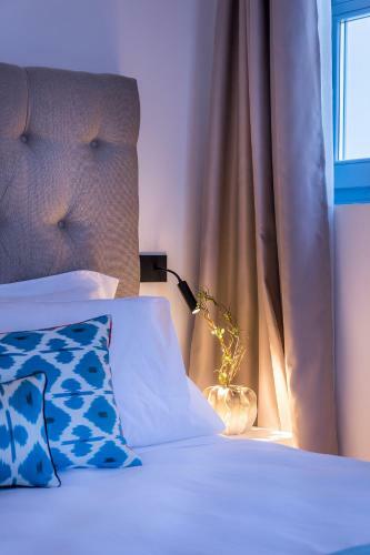 Hotel Shapes Luxury Suites