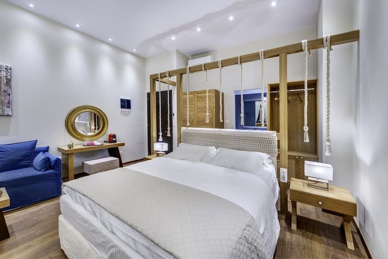 Hostal 1844 Suites
