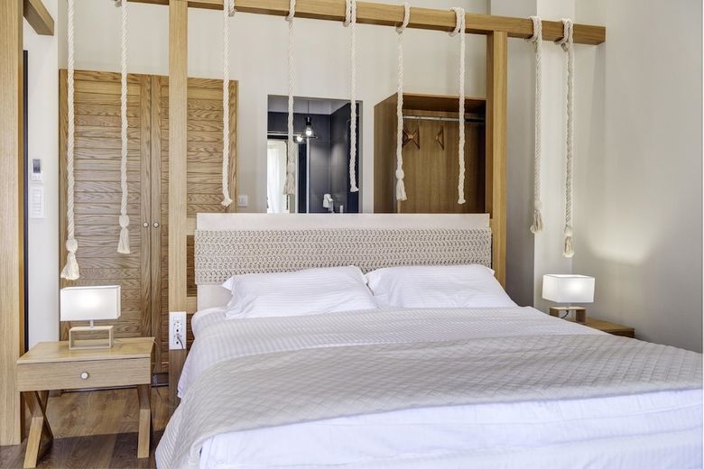 Hostal 1844 Suites