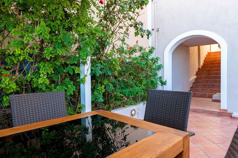 Villa By Hotel Thira