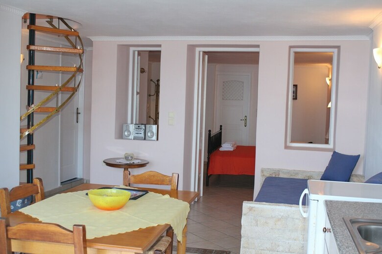 Villa By Hotel Thira