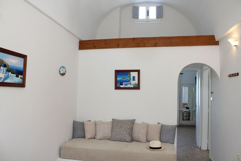 Villa By Hotel Thira