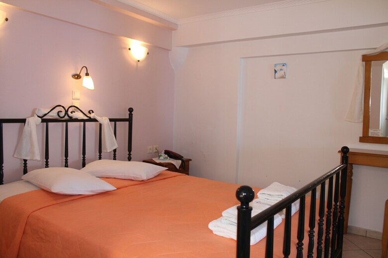 Villa By Hotel Thira