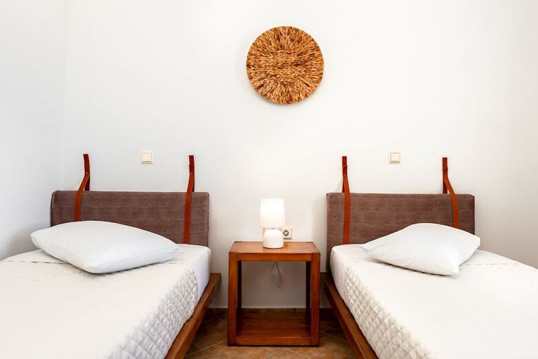 Villa By Hotel Thira