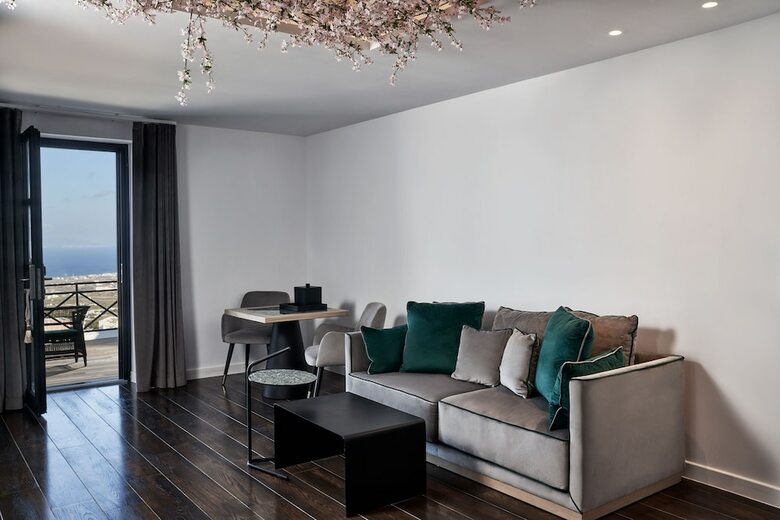 Katikies Garden Hotel - The Leading Hotels Of The World