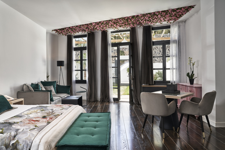 Katikies Garden Hotel - The Leading Hotels Of The World