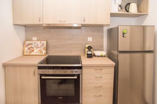 Central Apartment In Glyfada