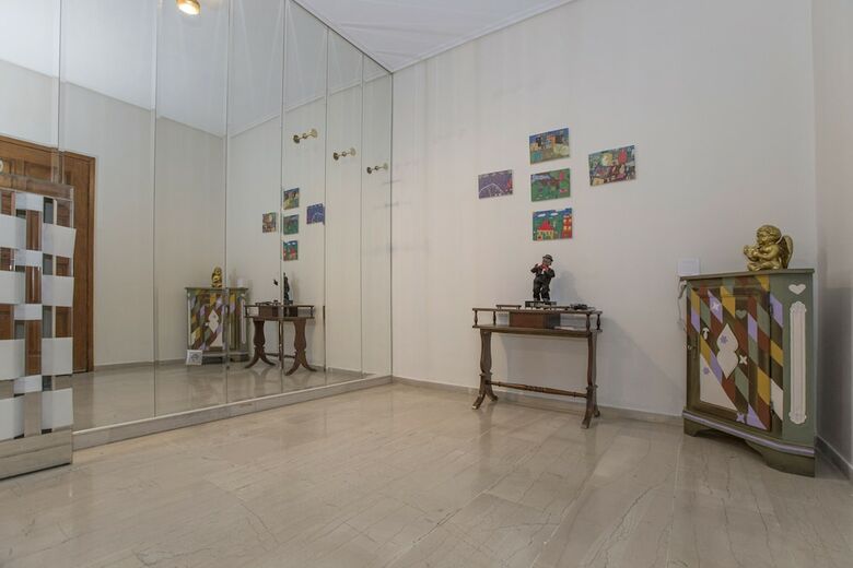 Family Holidays Apartment In Glyfada