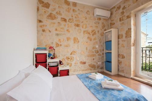 Villa Yiarios