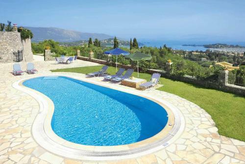 Kyra Chrysikou Villa Sleeps 6 Pool Air Con Wifi