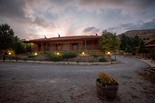 Hotel Orias Guesthouse & Farm