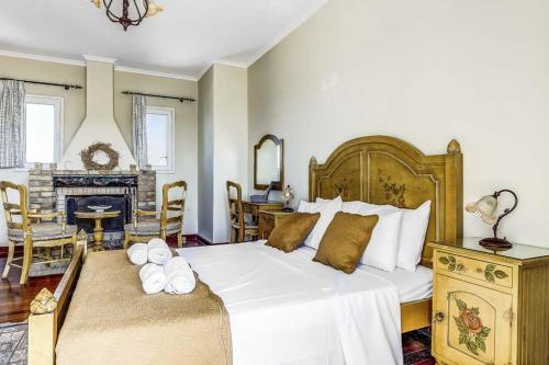 Kassiopi Villa Sleeps 14 Pool Air Con Wifi