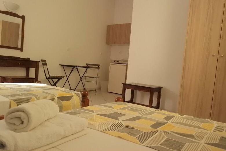 Hostal Fardini Seaside Hotel