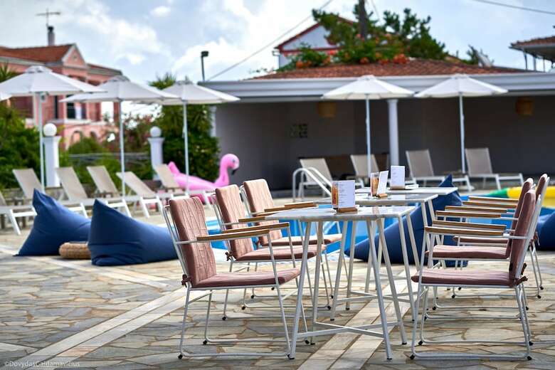 Hostal Fardini Seaside Hotel