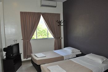 Eq Ferringhi Hotel
