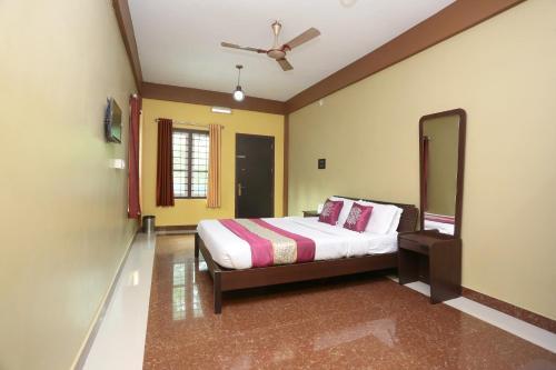 Hotel Oyo 10387 Edakkal Holiday Home