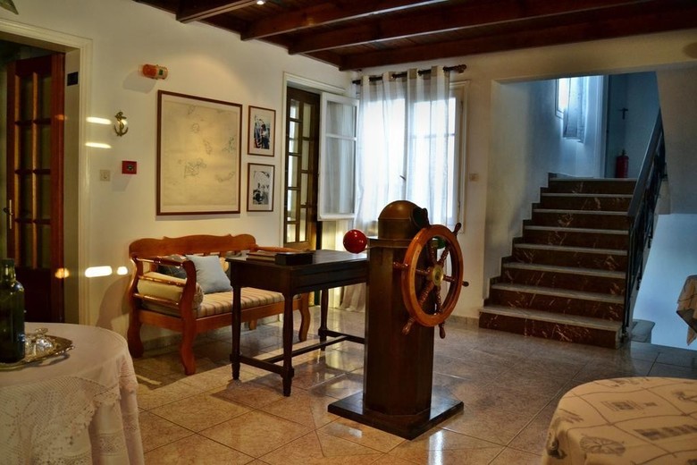 Hotel Captain Georgantas