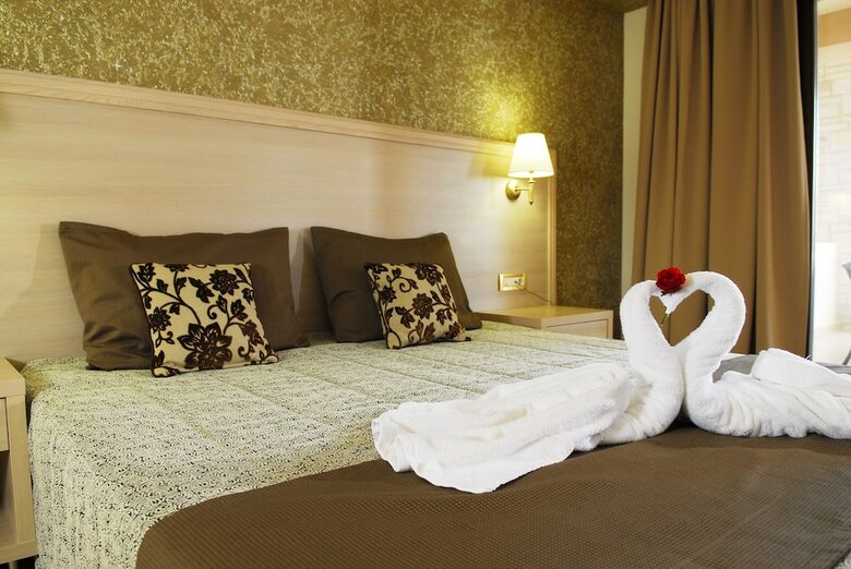 Hotel Cactus Royal