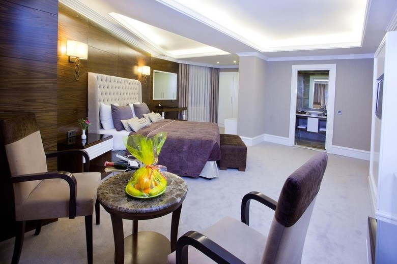 Hotel Mirilayon